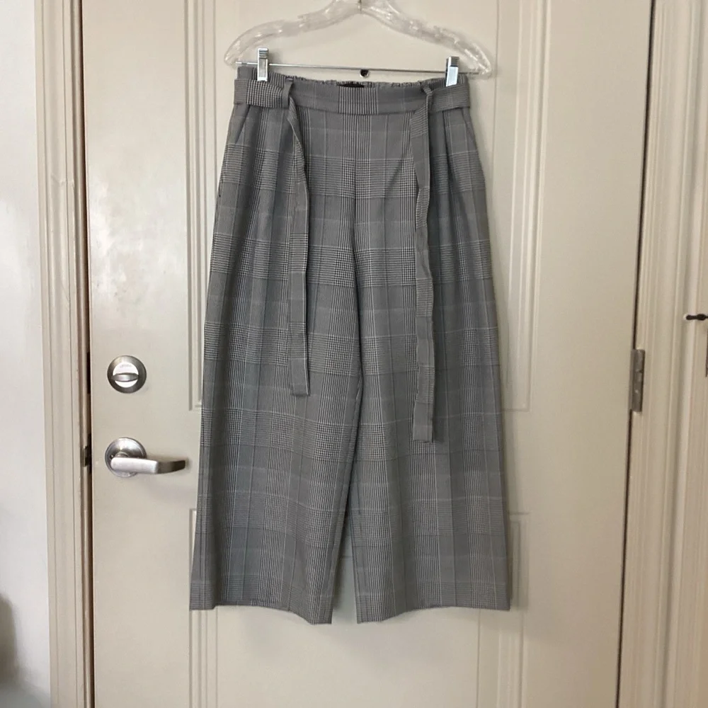 J. Crew Black White Houndstooth High-Waisted Wide-Leg Cropped Pants 6 EUC $109 - Picture 2 of 12